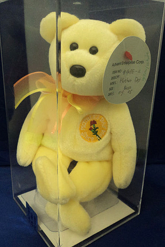 Mother's Day (yellow) Beanie Babies bear prototype